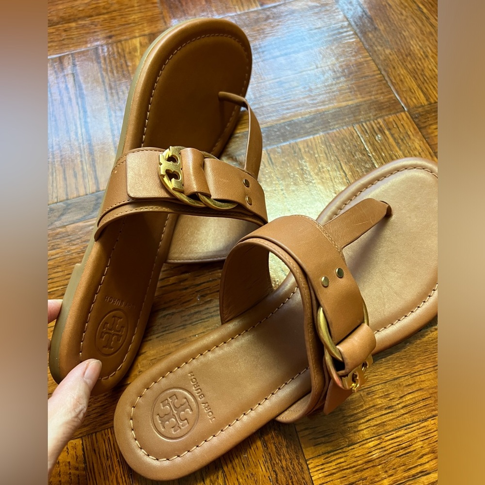 Tory Burch Sandals Excellent Condition sz 9 brown Flip Flop - Picture 9 of 12